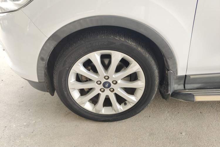 Used Ford Kuga 2015 2.0L GTDi Four-Wheel Drive Prestige Model
