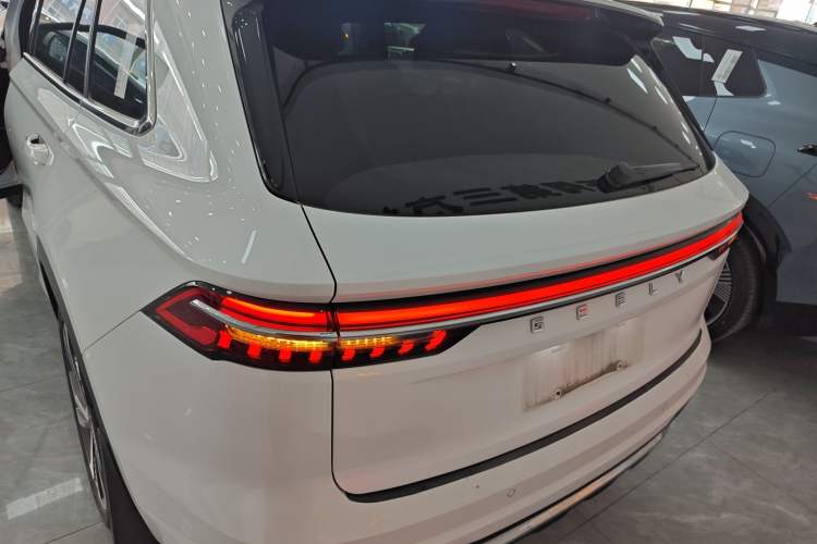 Used Geely Auto Monjaro L 2024 2.0TD High-Power Automatic Two-Wheel Drive Skyline Edition