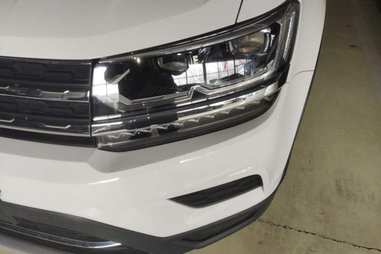 Used Volkswagen Tharu 2020 Facelift 330TSI Four-Wheel Drive Luxury PLUS Version China VI Standard