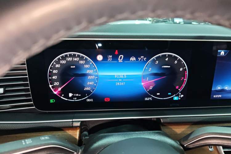 Used Mercedes-Benz GLE 2024 GLE 450 4MATIC Stylish Model
