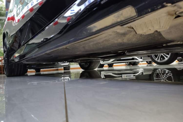 Used BMW 5 Series 2025 530Li Luxury Edition M Sport Package