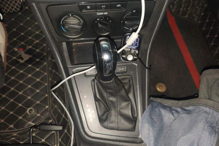 Used Volkswagen Lavida 2017 1.6L Automatic Fashion Edition
