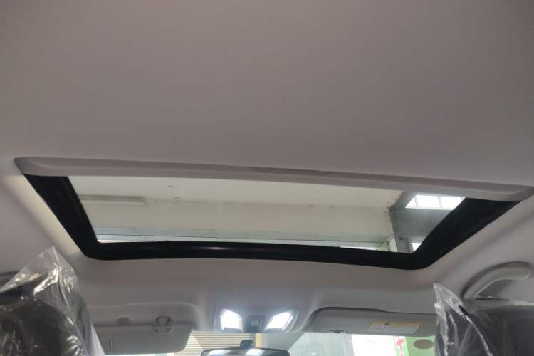 Used Changan Eado 2025 Blue Whale 1.5T 500Bar Prestige Model
