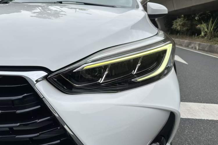 Used Toyota YARiS L 2021 X-Trail 1.5L CVT Luxury Edition
