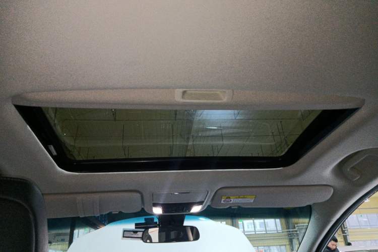 Used Honda Elysion 2019 2.0L Hybrid Luxury Edition
