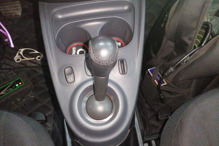 Used  fortwo 2015 1.0L 52 kW hardtop Dynamic version
