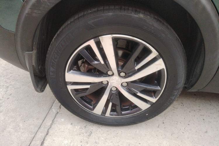 Used Peugeot 5008 2017 350THP 7-Seater Elite Edition
