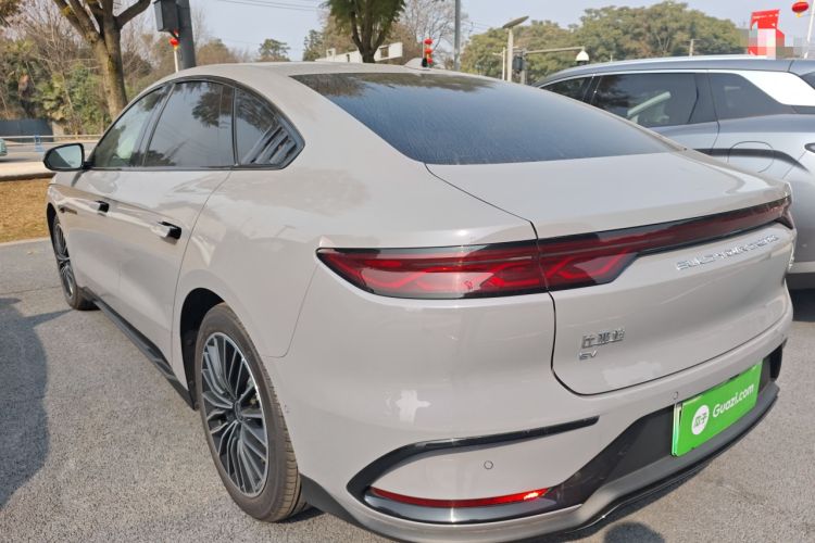 Used BYD Han 2025 EV with 701 km of Laser Radar-Enabled Intelligent Driving