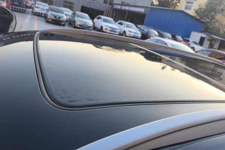 Used Cadillac XT5 2022 2.0T Two-Wheel Drive Luxury Version