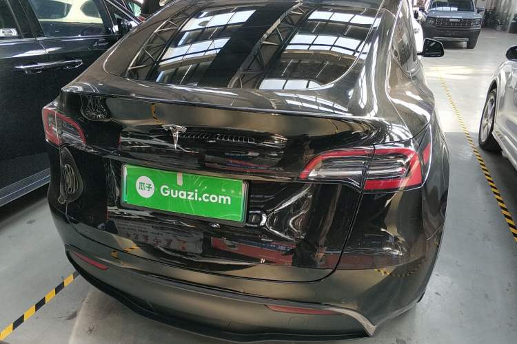 Used Tesla Model Y 2021 Standard Range Rear-Wheel Drive Version