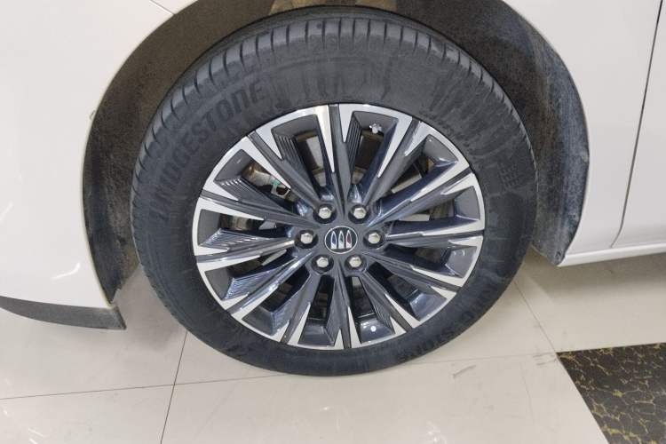 Used Buick GL8 2025 Lu Zun Smart Enjoyment Edition