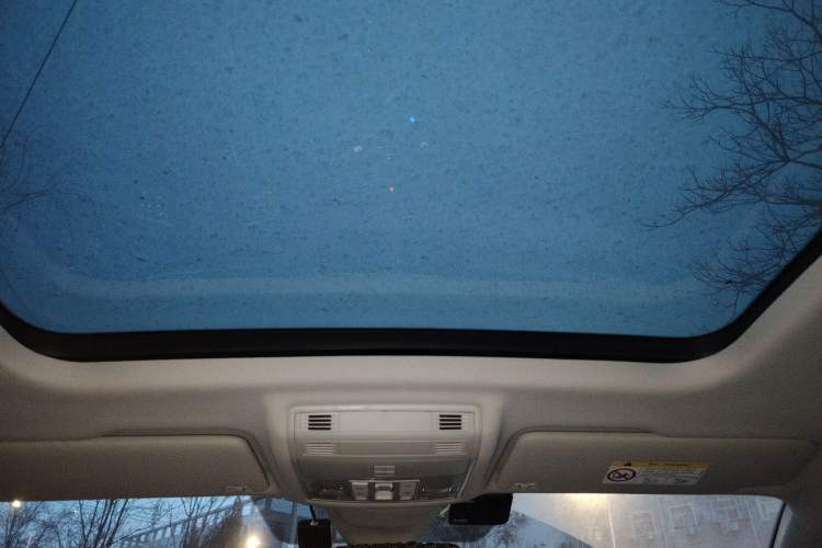 Used Volkswagen Tharu 2023 300TSI Two-Wheel-Drive Moonlight Edition
