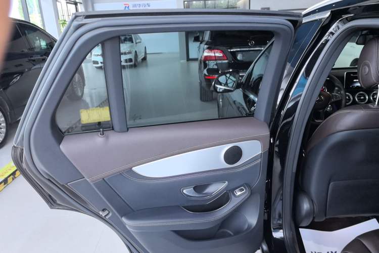 Used Mercedes-Benz GLC 2017 GLC 200 4MATIC
