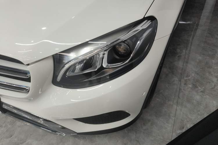 Used Mercedes-Benz GLC 2018 GLC 200 4MATIC
