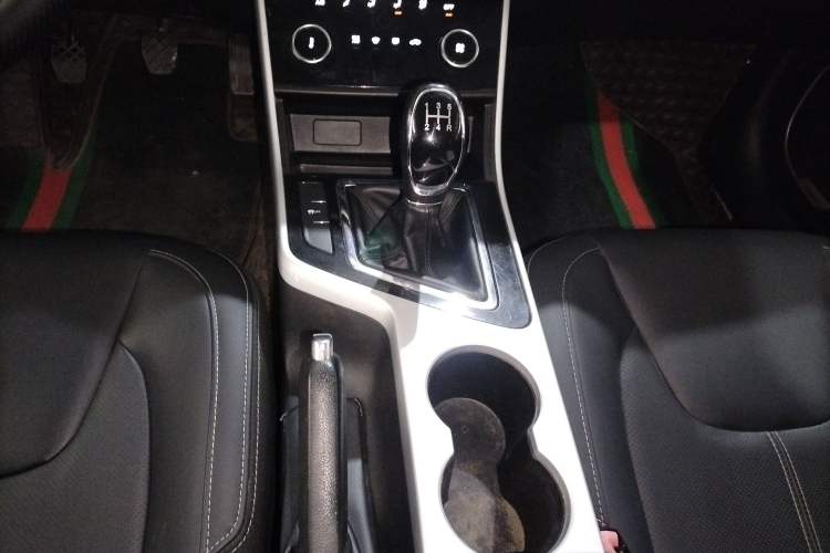 Used Chery Arrizo 5 2019 Facelifted PRO 1.5L Manual Youth Edition China VI Standard
