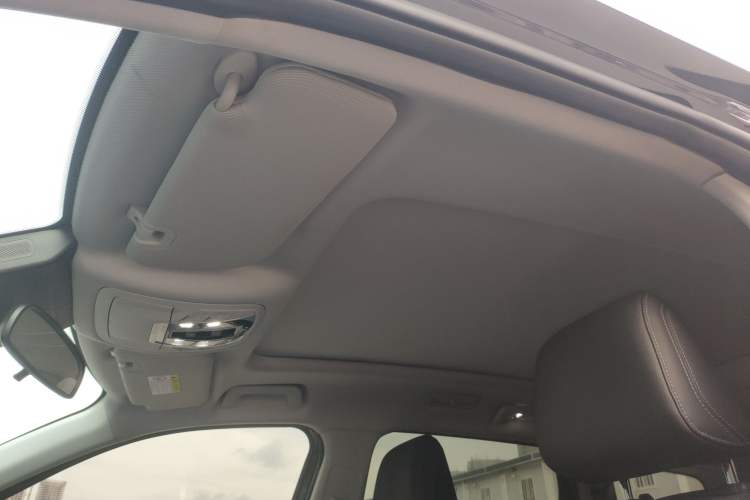 Used  Lanyue 2021 400T Two-Wheel Drive Starlight Pro Edition 7-Seater
