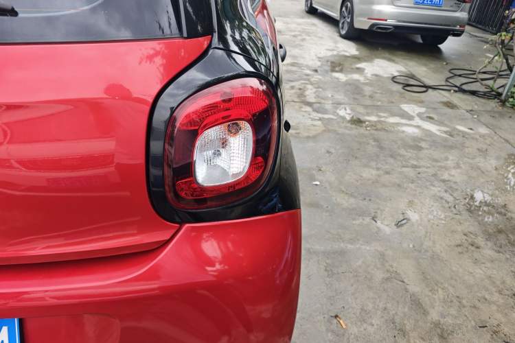 Used  forfour 2018 1.0L 52 kW Dynamic Edition
