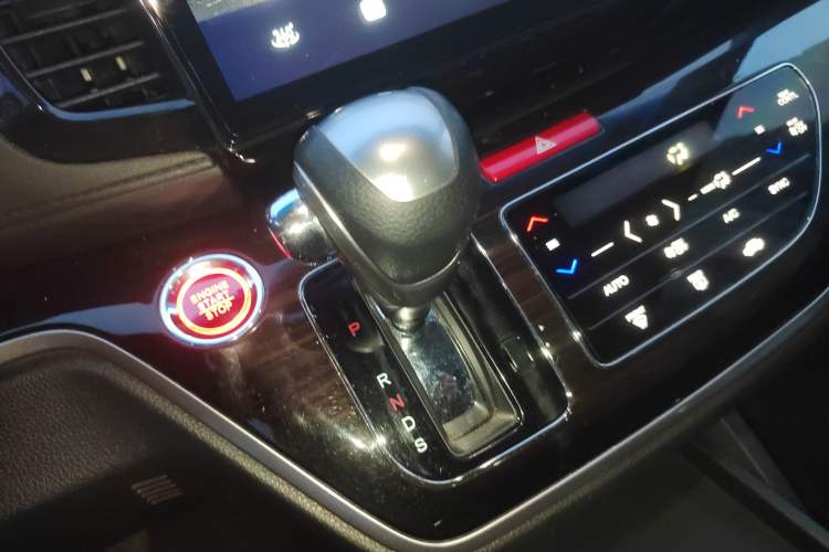 Used Honda Odyssey 2018 2.4L Luxury Edition
