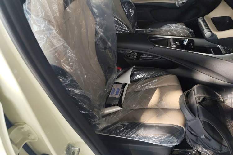 Used BYD Dolphin 2025 420km Free Edition
