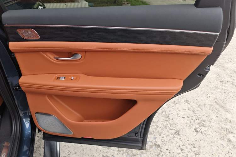 Used Hima AITO M7 2024 1.5T Intelligent Drive 4WD Ultra Version 5 Seats
