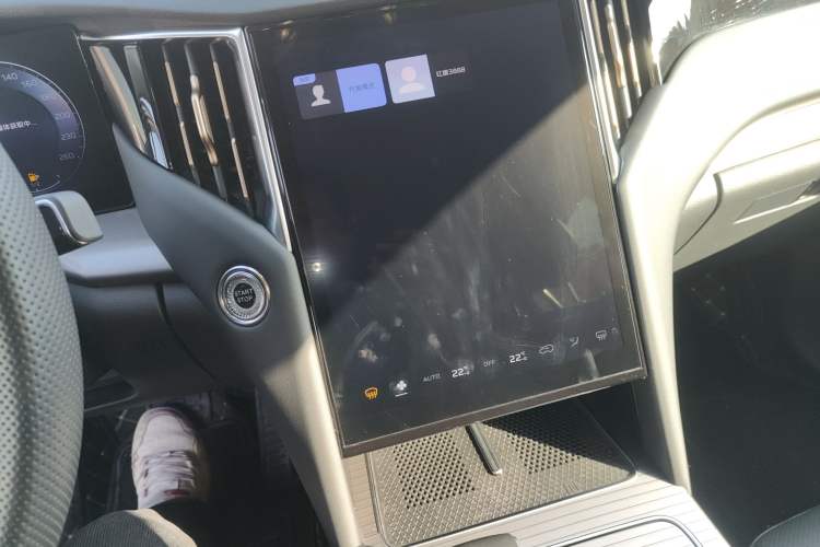 Used Hongqi HS7 PHEV 2024 2.0T PHEV Four-Wheel Drive Flagship Edition 6 Seats
