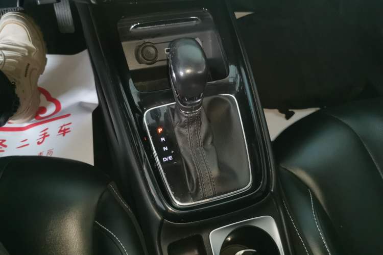 Used Roewe i5 2020 1.5L Automatic 4G Connect Luxury Flagship Edition