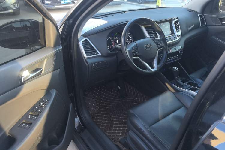 Used Hyundai Tucson 2015 1.6T Dual-Clutch Two-Wheel-Drive Smart Model