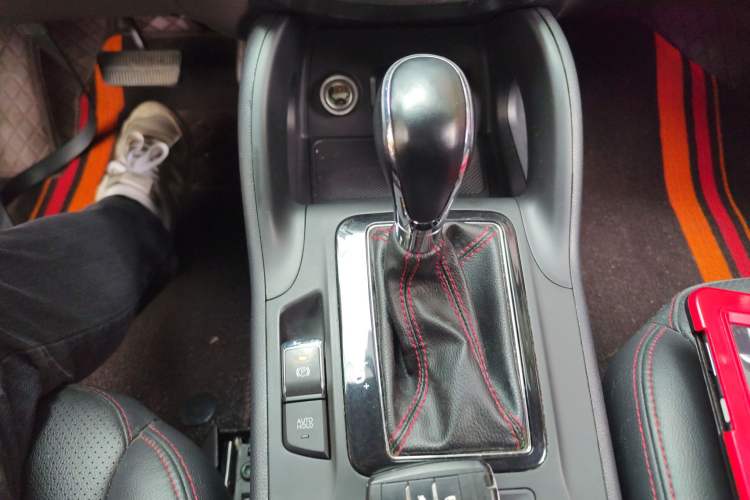 Used Changan CS75 2016 1.8T Automatic Elite Model China V Standard
