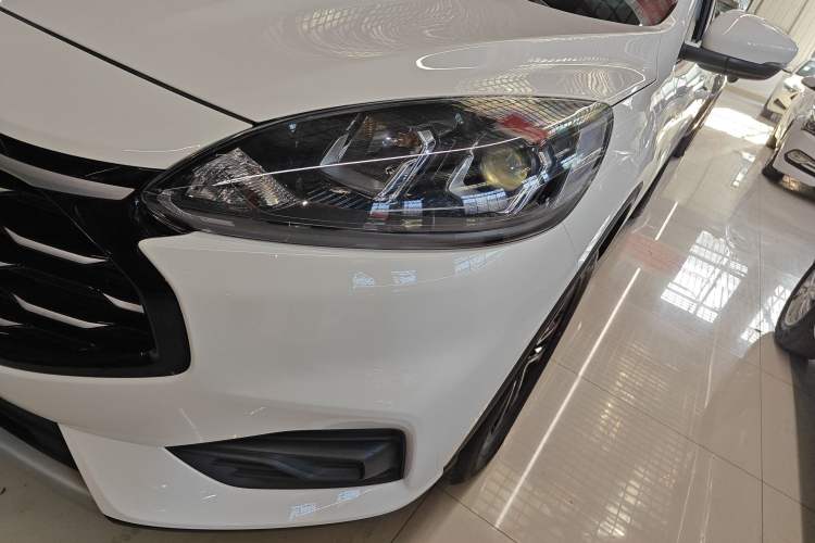 Used Ford Escape 2020 EcoBoost 245 Two-Wheel-Drive Comfort Edition
