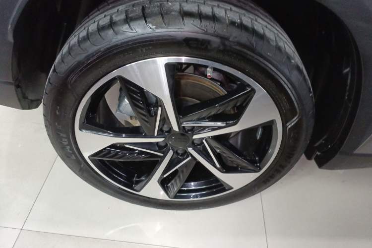 Used  L7 2024 1.5T 115 km Starship Dragon Edition