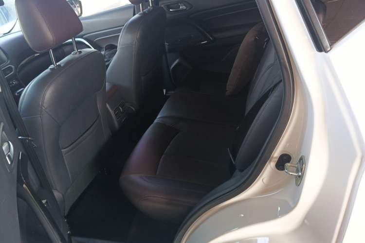 Used GAC Trumpchi GS4 2018 235T Automatic Two-Wheel Drive Luxury Smart Connectivity Millionth Anniversary Edition
