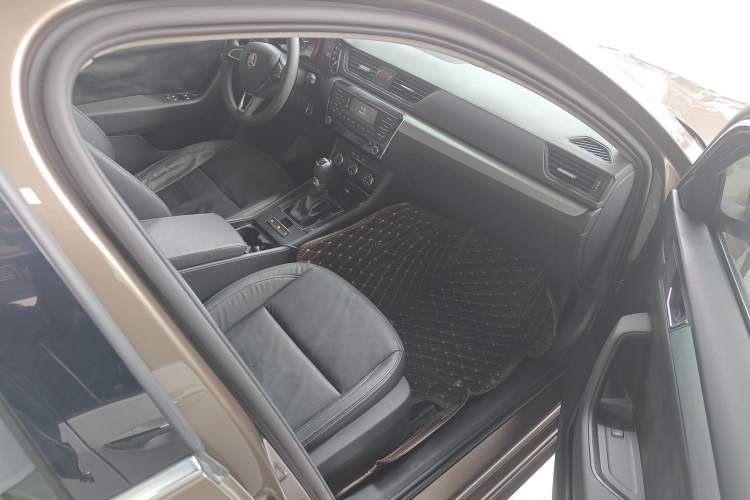 Used Skoda Superb 2016 TSI280 DSG Advanced Edition
