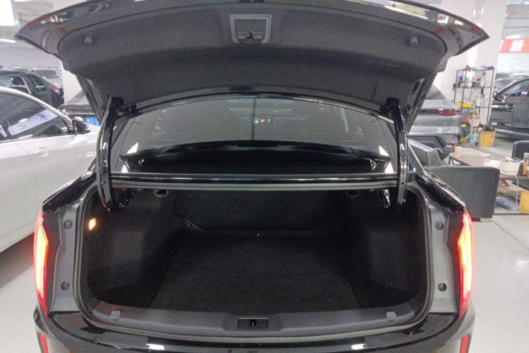 Used Hongqi E-QM5 2023 Revised Version Basic Travel Edition
