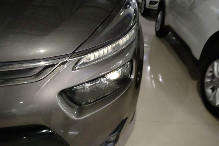 Used Citroen C4 Picasso 2015 1.6T Luxury 5-Seat Model
