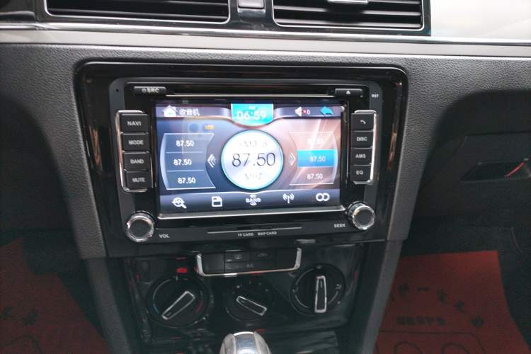 Used Volkswagen Bora 2014 1.6L Automatic Fashion Model
