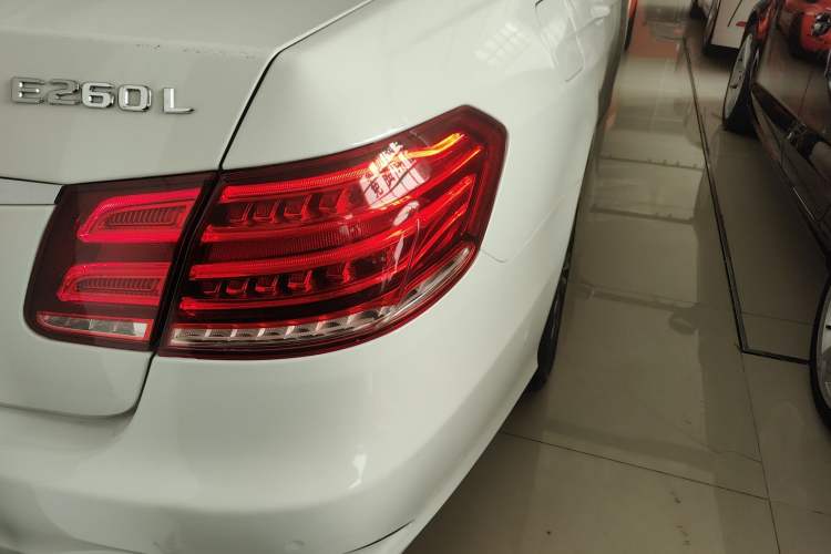 Used Mercedes-Benz E-Class 2015 Facelift E 200 L Sport Edition
