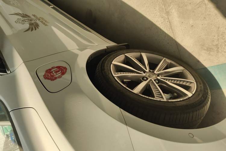 Used Geely Auto Emgrand GT New Energy 2018 1.5T PHEV Yao Ling Edition
