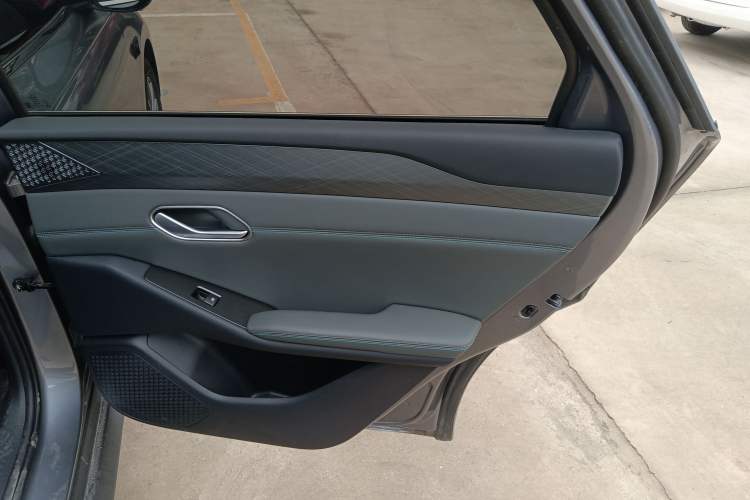 Used BYD Qin L 2025 EV 545KM Beyond Version
