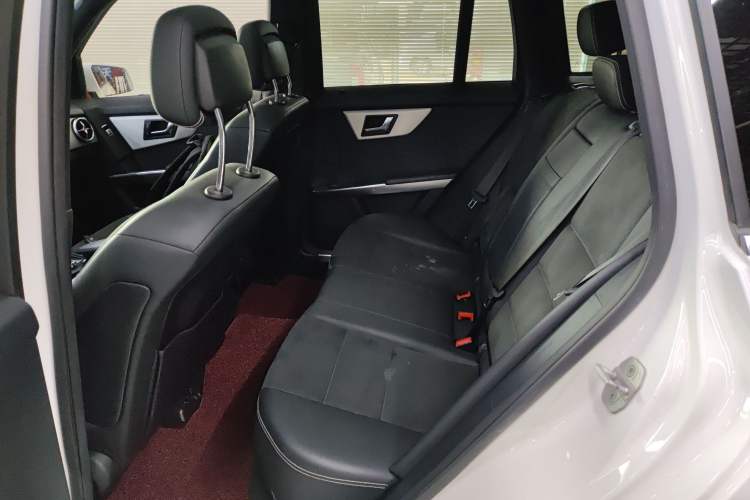 Used Mercedes-Benz GLK-Class 2015 GLK 300 4MATIC Fashion Edition Ultimate Version
