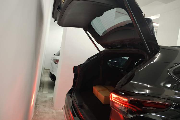 Used Toyota Crown Kluger 2024 2.5L HEV Two-Wheel Drive Luxury Edition
