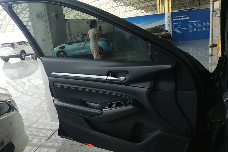 Used Nissan Teana 2021 2.0L XL Upper AD1 Smart Drive & Navigation Edition