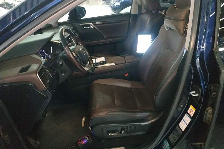 Used Lexus RX 2016 300 4x4 Elegant Edition China VI
