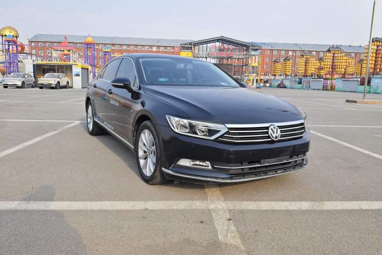 Used Volkswagen Magotan 2018 330TSI DSG Advanced Model
