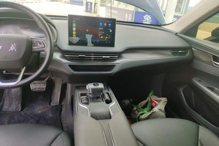 Used Hongqi E-QM5 2022 431 km Charge & Enjoy Edition
