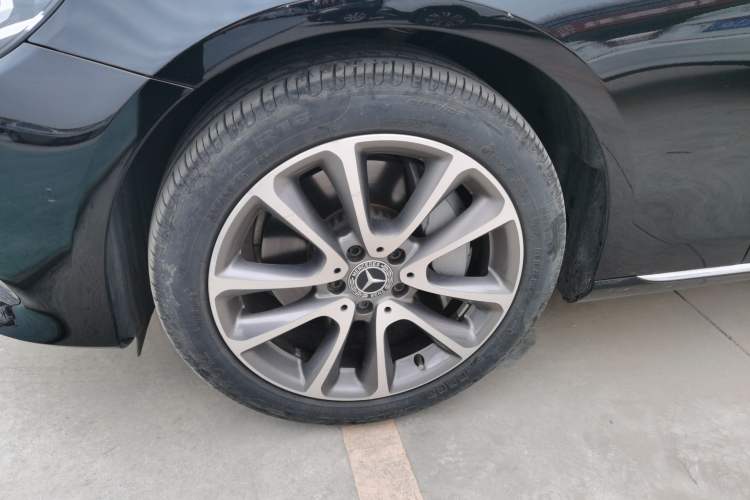 Used Mercedes-Benz E-Class 2018 Facelifted E 300 L Stylish Version
