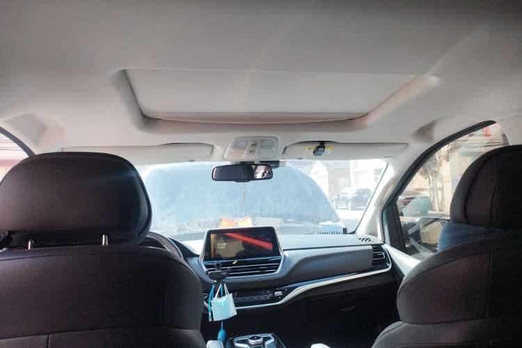 Used SAIC MAXUS G20 2021 PLUS 2.0T Gasoline Automatic Luxury Edition