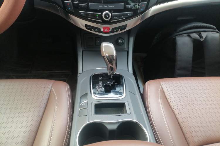 Used BYD S7 2016 2.0T Automatic Prestige Plus
