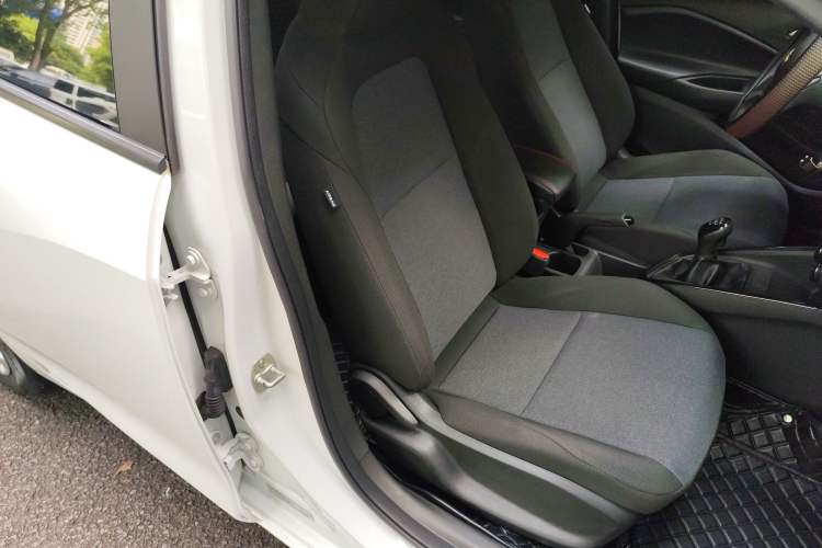 Used Chevrolet Cavalier 2020 320 Manual Enjoyment Edition