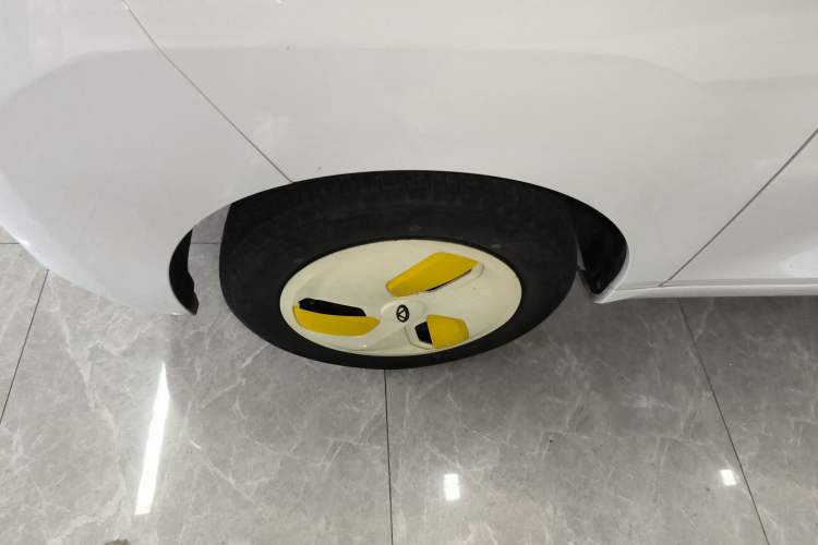 Used Chery QQ Ice Cream 2022 120km Conical Shape Lithium Iron Phosphate