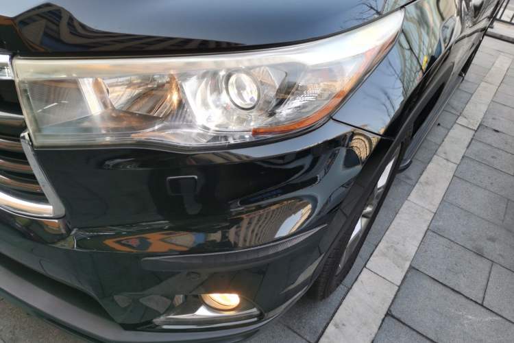 Used Toyota Highlander 2015 2.0T Four-Wheel Drive Ultimate Edition 7-Seater
